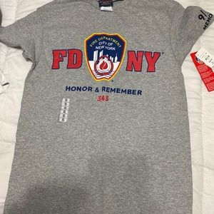 9/11 memorial FDNY tee SMALL